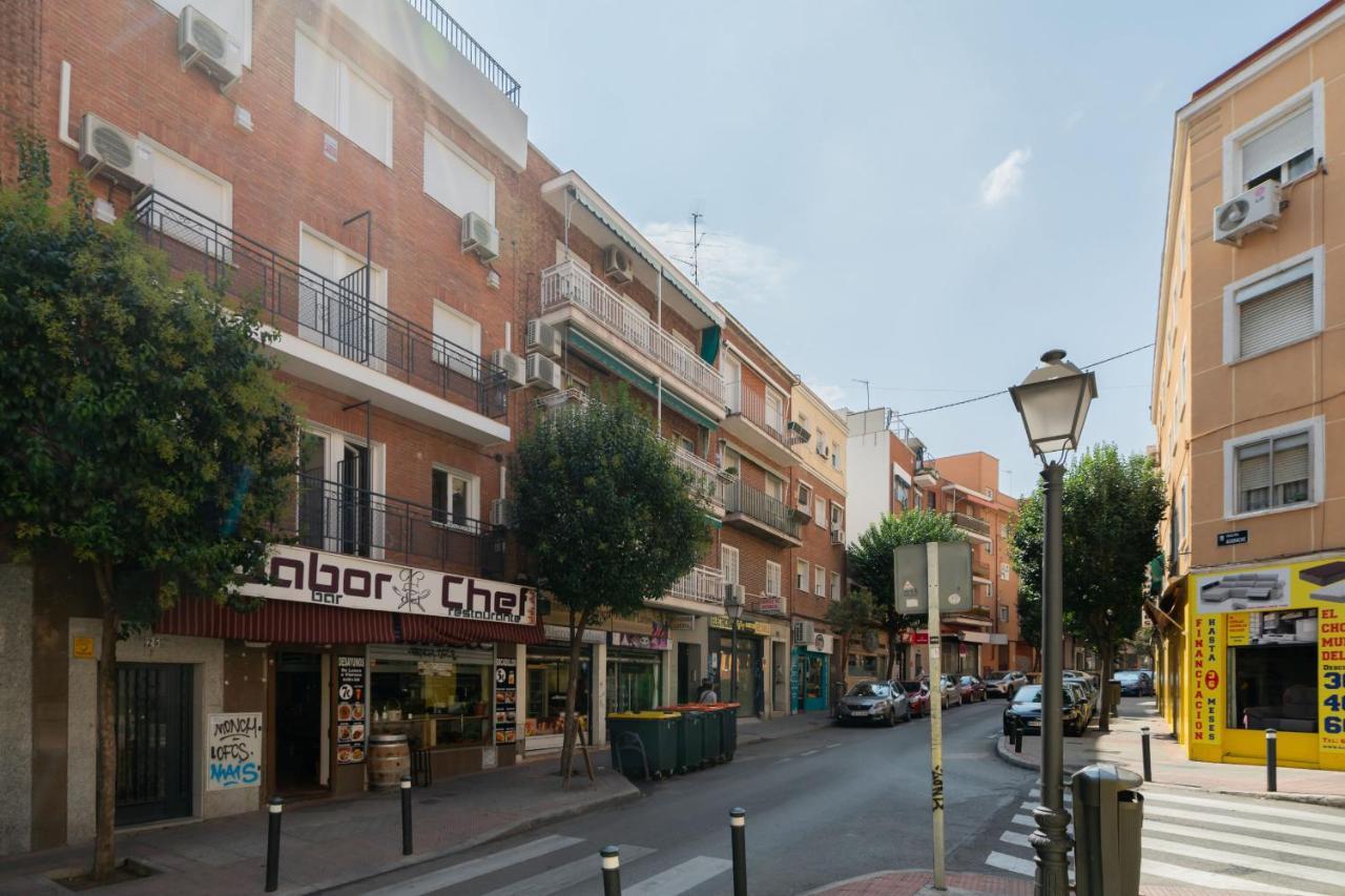 Atico Reformado En Madrid Rio Alquiler Temporal Apartment Exterior photo