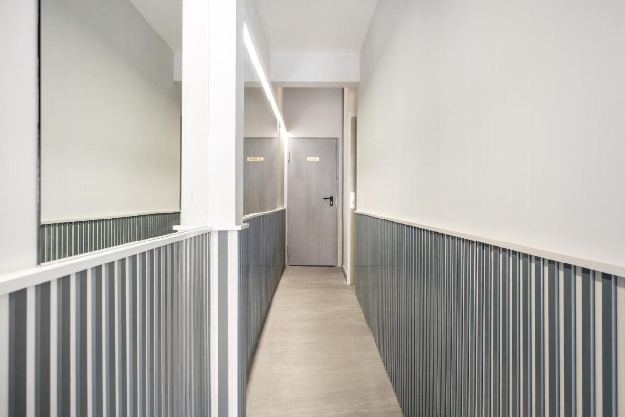 Atico Reformado En Madrid Rio Alquiler Temporal Apartment Exterior photo